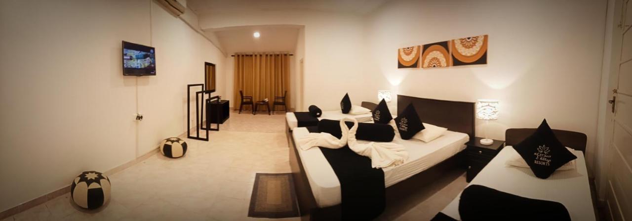 Abhaya Resorts Anuradhapura Buitenkant foto