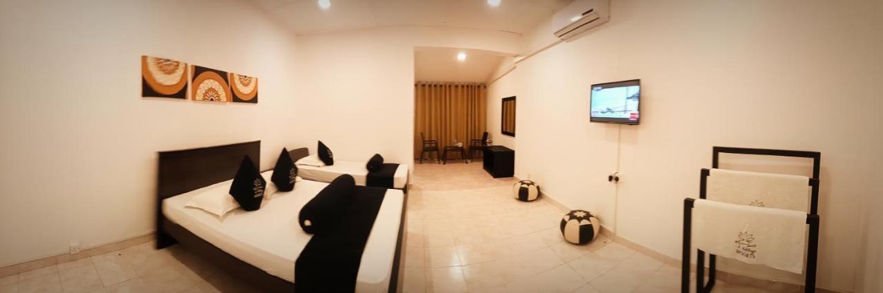 Abhaya Resorts Anuradhapura Buitenkant foto