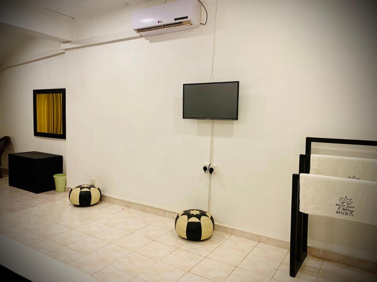 Abhaya Resorts Anuradhapura Buitenkant foto