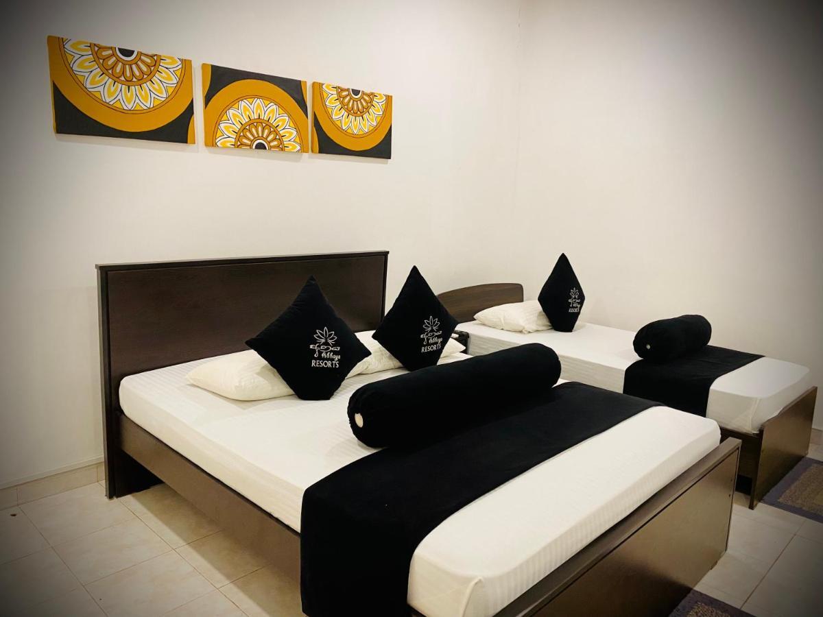 Abhaya Resorts Anuradhapura Buitenkant foto